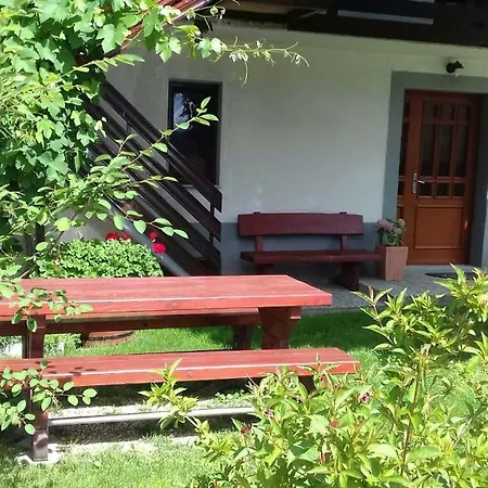 Apartma Pr Gatej 아파트